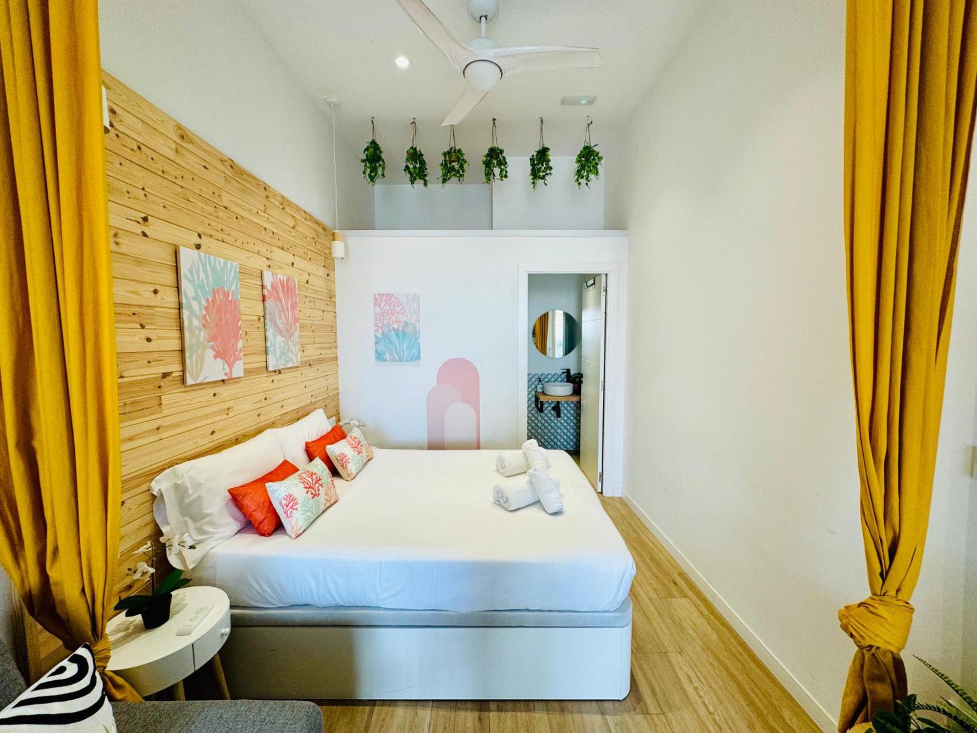 Beautiful Flat Next The * Valencia